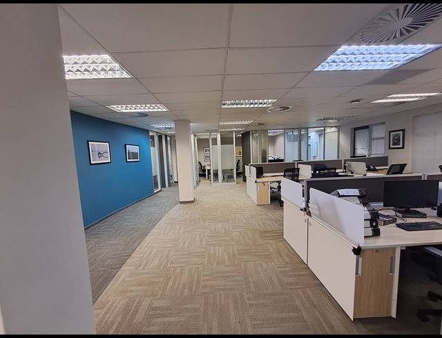 503M² OFFICE FOR SALE IN MELROSE ARCH
